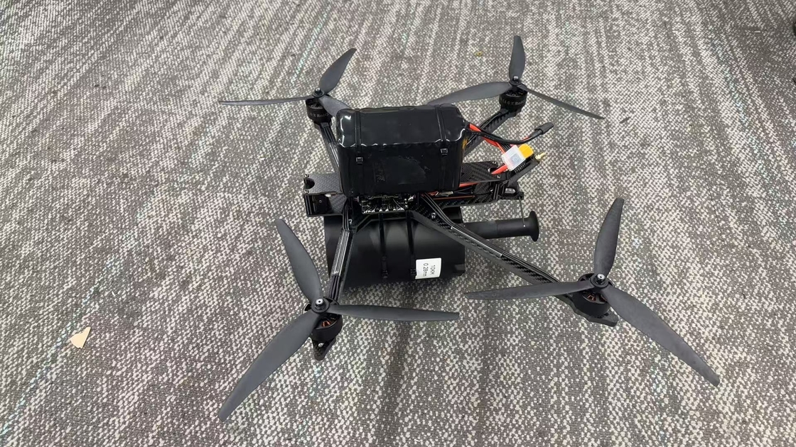 전문 FPV 섬유 쿼드콥터 드론, 비행 준비 완료, 30km/롤, 초경량 - 고인장 강도 - 내부 대 외부 배선