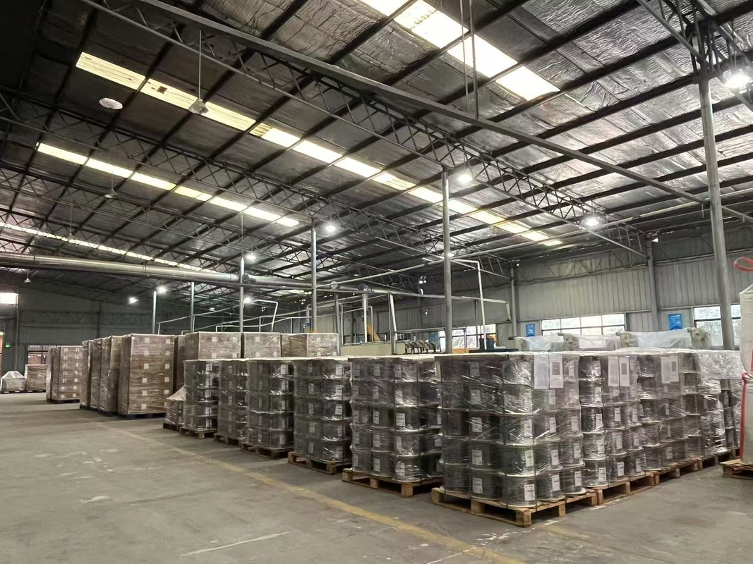 나비 모양의 광 케이블 도입